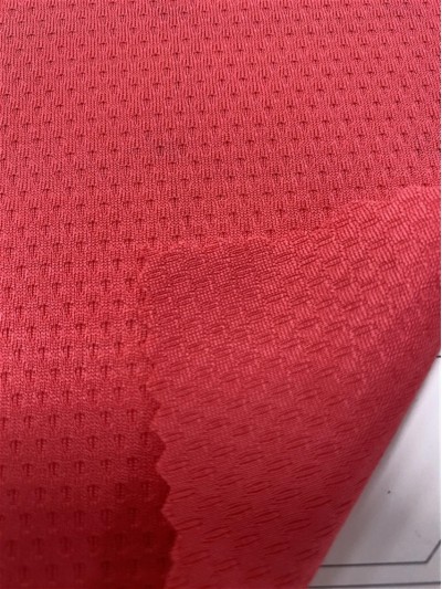 DG-PF WA29  蜂巢網 紗支：75D  幅寬：185CM 克重：150GSM  成份：100Polyester  吸濕排汗 側面照